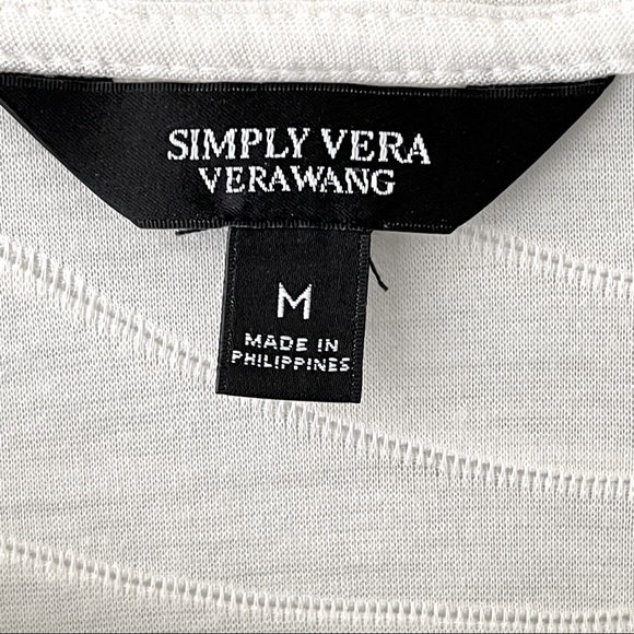 Simply Vera Verawang 3/4 Sleeve Blouse - Picture 2 of 4